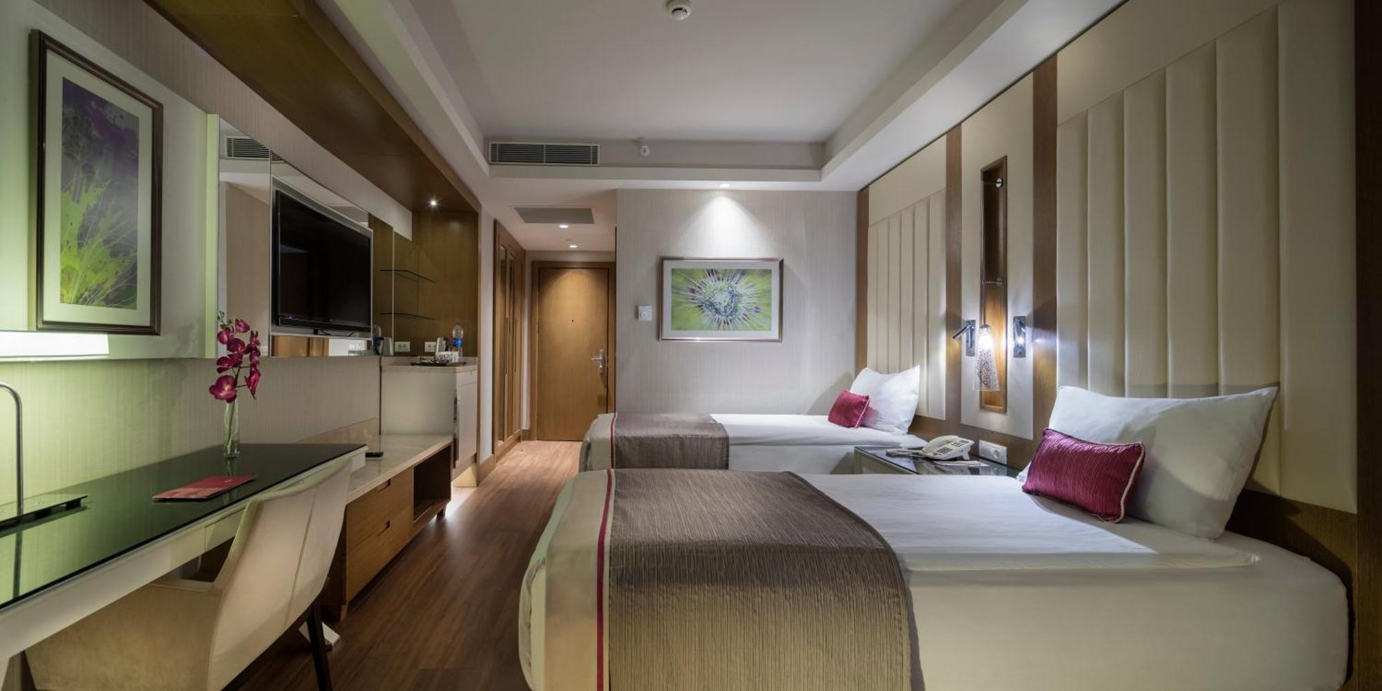 Trendy Lara Otel Antalya